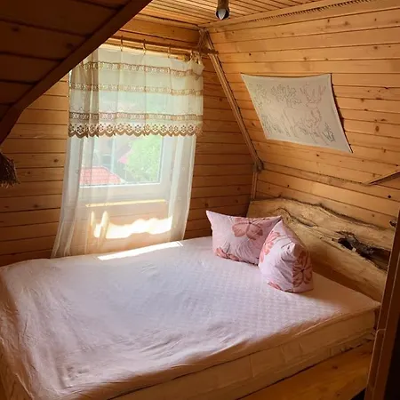 «під горбом» Holiday home Kolochava