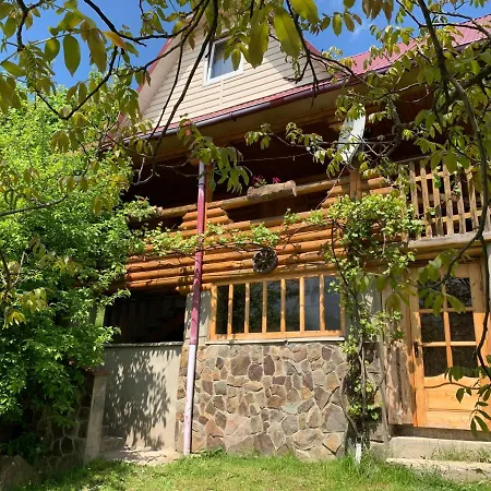 Tatil Evi «під горбом»