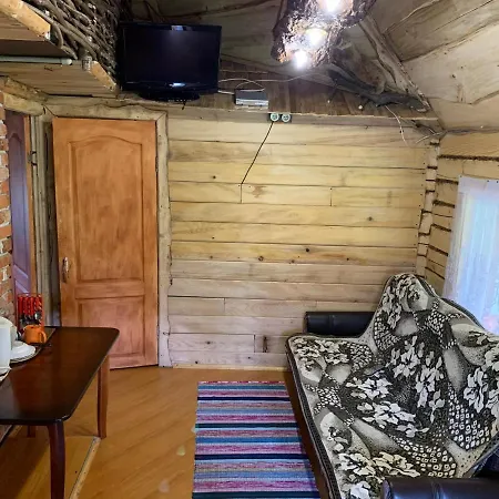 під горбом
